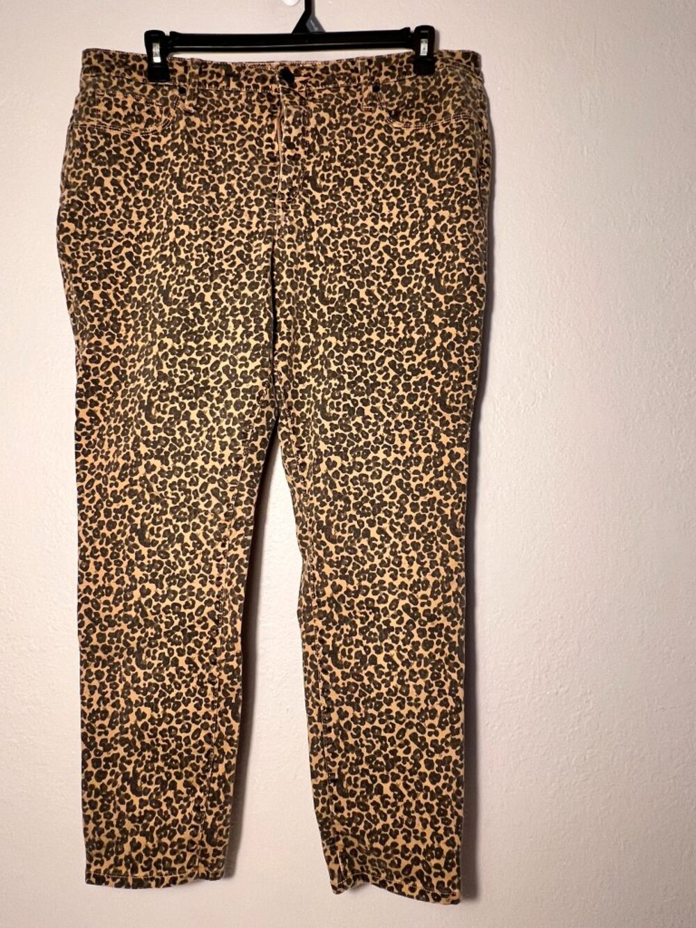 EUC Size 18 Universal Thread Women's Animal Print Skinny Jeans